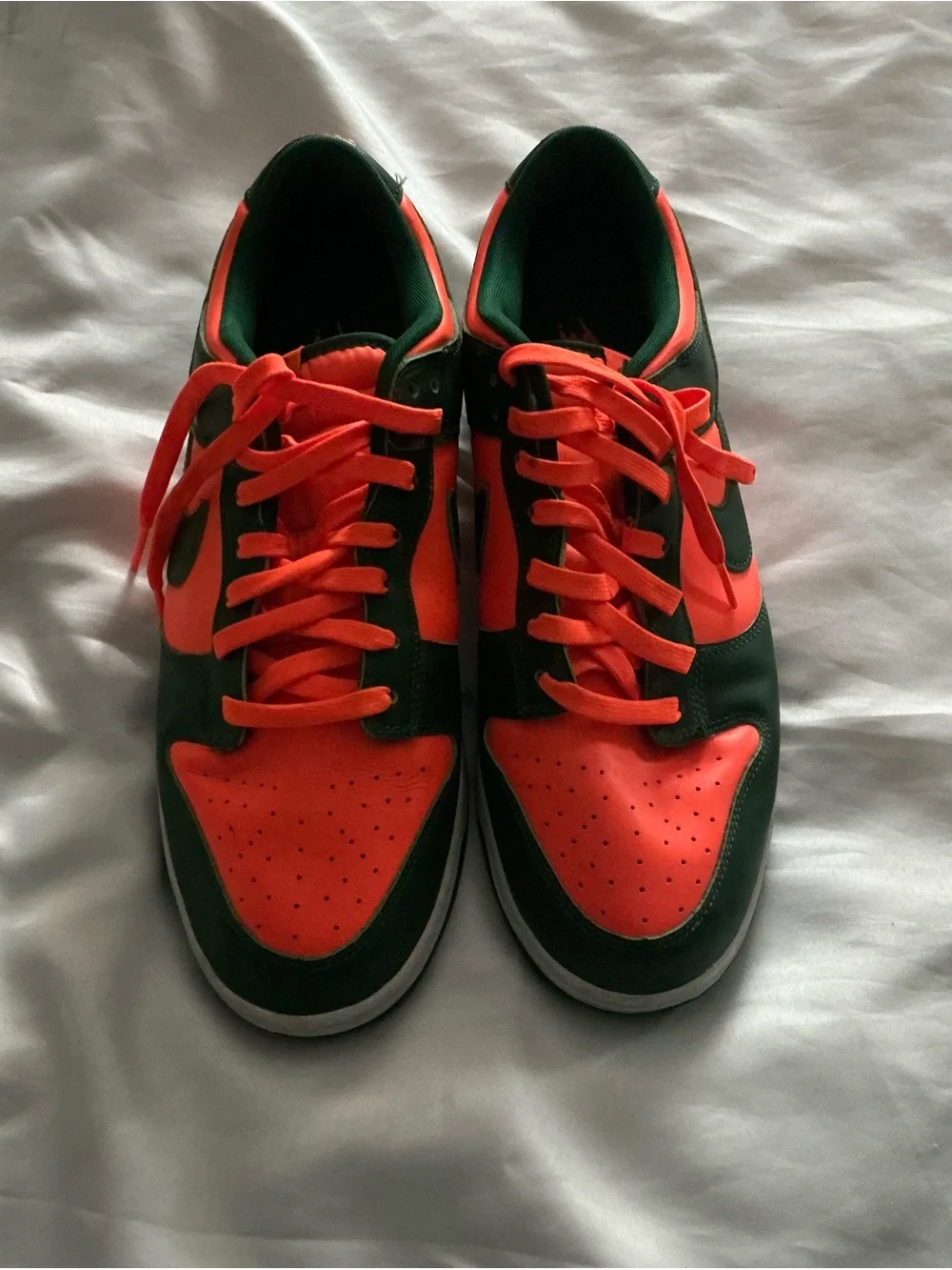 Nike Men’s Low-Top Sneakers in Bright Orange and Dark Green